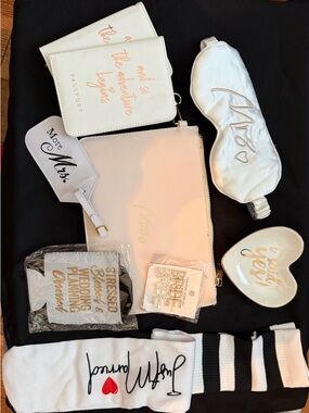 Others Follow Pink and White Bridal Accessory Set